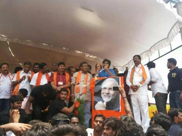 Pawan Kalyan Campaigns For BJP In Kolar