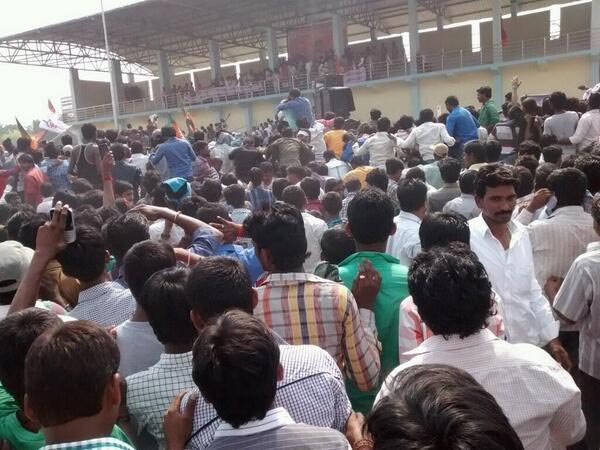 Crowd At Pawan Kalyan's Campaign In Kolar