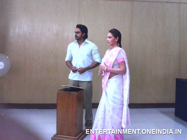 Esha Deol In Kanteerava Studio