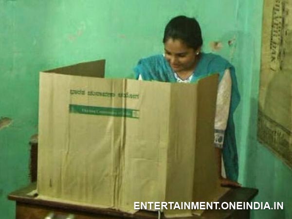 Ramya Voting In Mandya