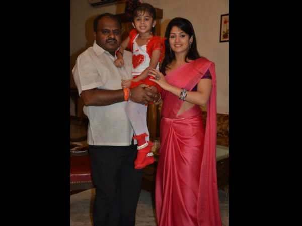 Radhika With Her Husband Kumaraswamy