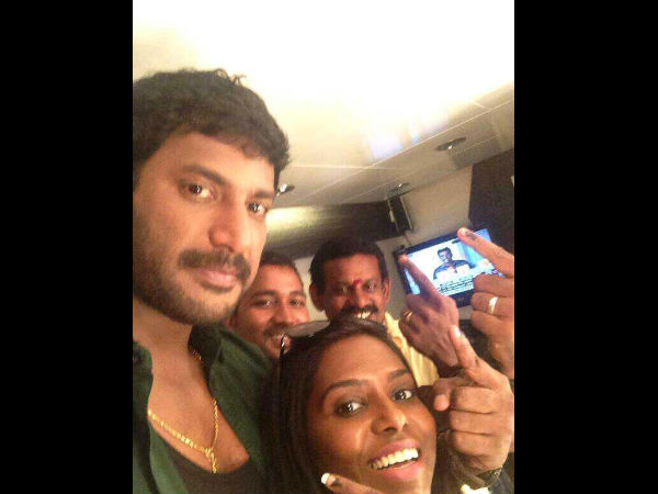 Vishal Cast His Vote In Anna Nagar