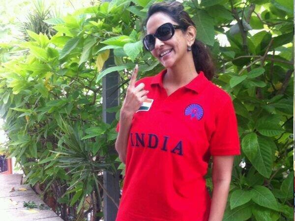 Lakshmi Manchu Casts Vote In AP Elections