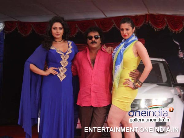 Ravichandran With Ragini Dwivedi And Lakshmi Rai