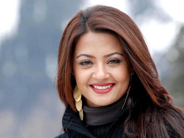 Surveen Chawla