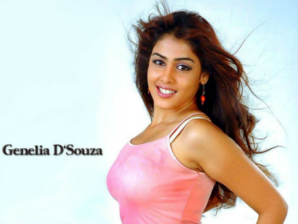 Genelia Harassed In Hyderabad