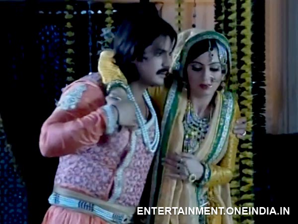 Jalal Leaves With Rukhaiya