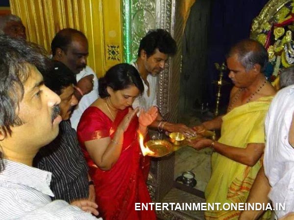 Geetha Shivaraj Kumar At Temple