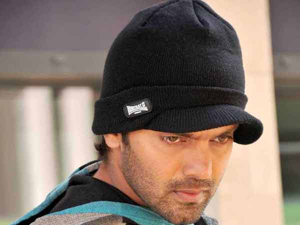 Arya To Attend Amala Paul-Vijay Marriage