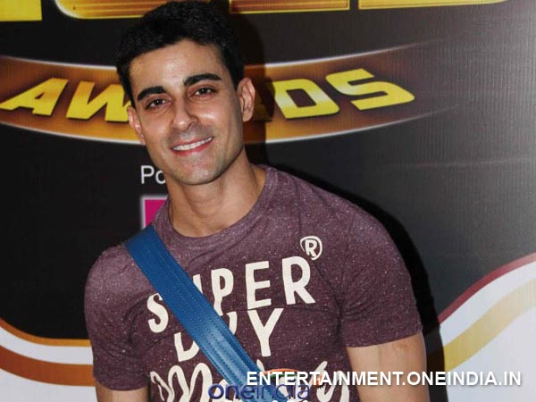 Gautam Rode At Zee Gold Awards 2014