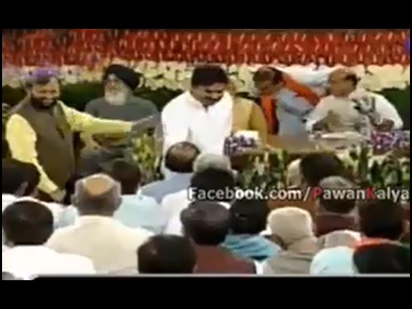 Pawan Kalyan Shakes Hands With MPs