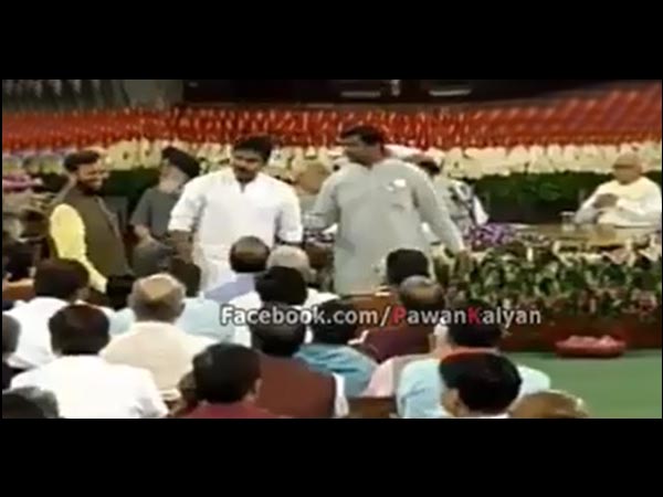 Pawan Kalyan Meets Senior BJP Leaders