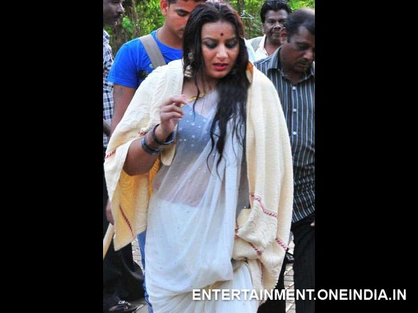 Pooja Gandhi, Producer Of Abhinetri