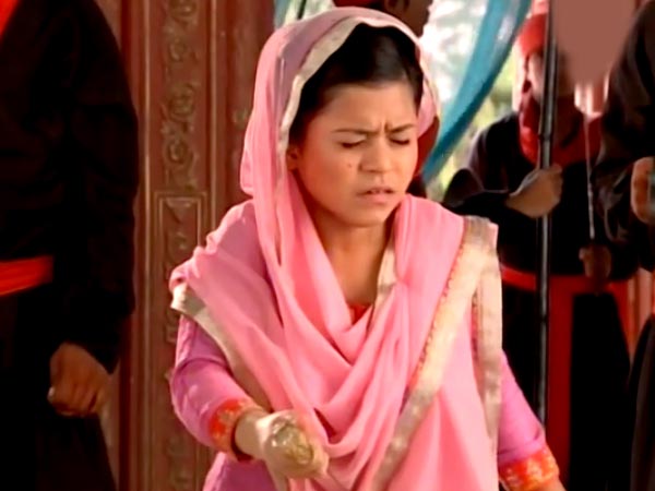 Jodha Akbar 29th May Written Episode Rukhaiya To Fake Illness Each Time Jodha And Jalal Get Closer Filmibeat