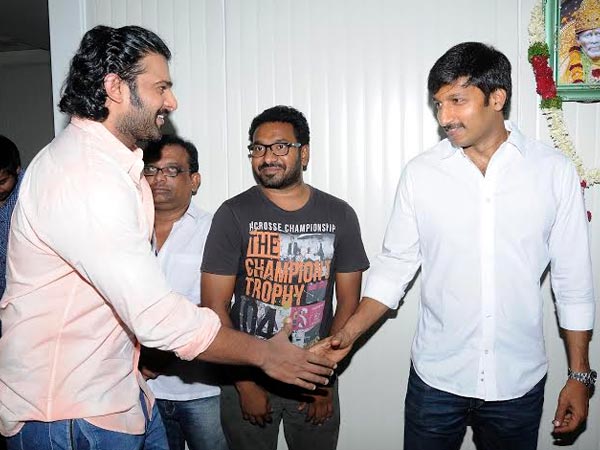 Gopichand Receiving Prabhas At New Film Launch