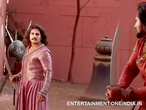 Jodha Akbar 4th June Written Episode | Rukhaiya Manages To Be Pregnant