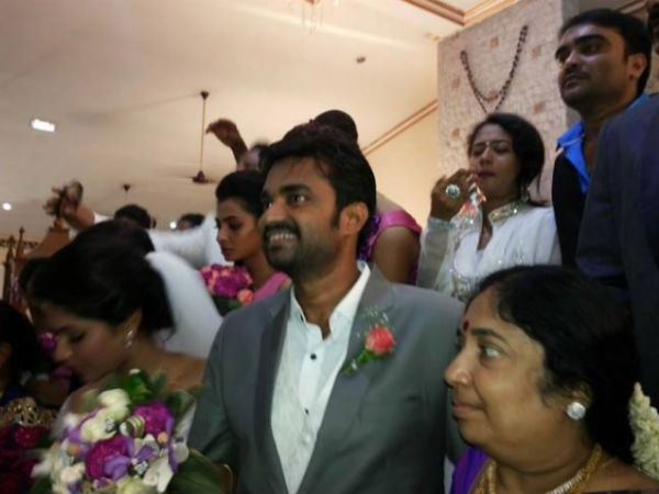 Amala, Vijay With His Mother