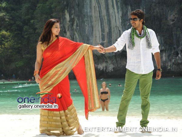 Allari Naresh In Jump Jilani