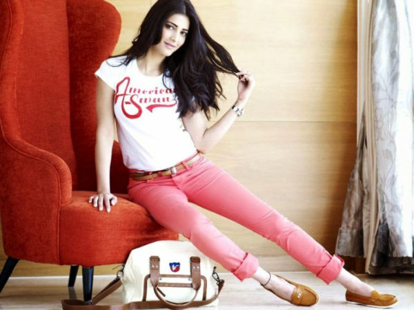 Shruti Hassan Sports White T-Shirt With Pink Pants