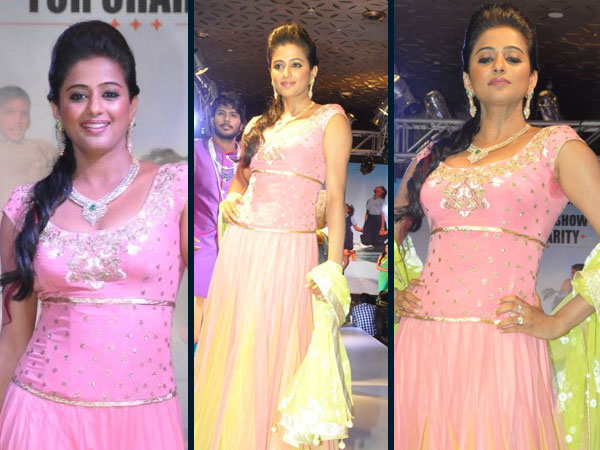 Priyamani's Ramp Walk