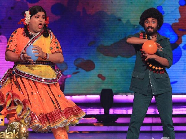 Palak's Does A Basanti!