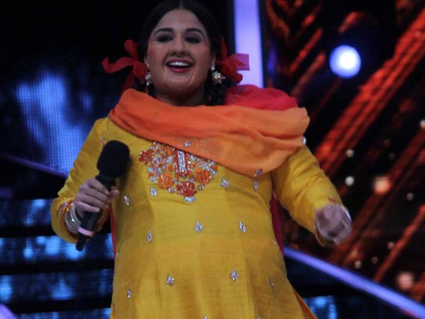 Vidya Balan Turns Into Palak On Jhalak 