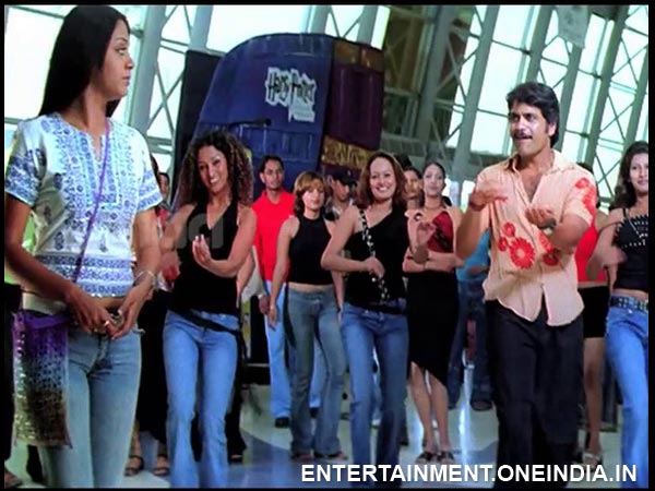 Vaalu Kalla Vayyaari From Mass