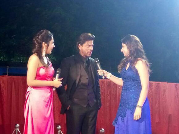 Shahrukh Khan At Vijay Awards 2014