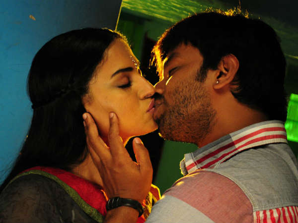 Veena Malik's Lip-Lock In Veera Babu 