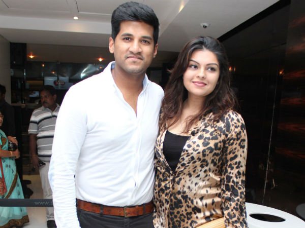 Vijay Yesudas With His Wife