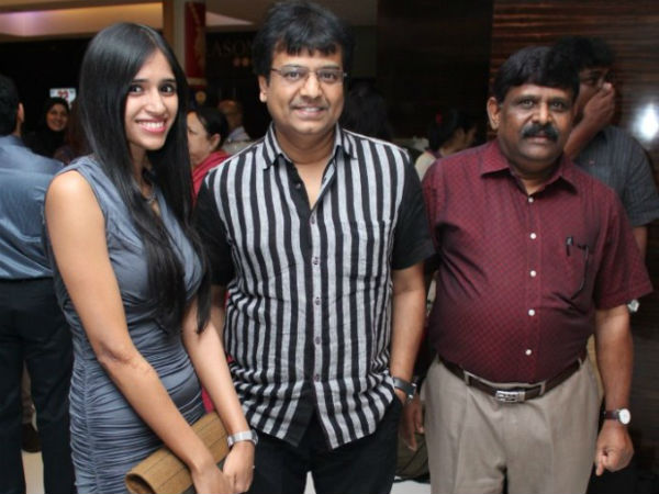 Gayathrie Shankar With Vivek