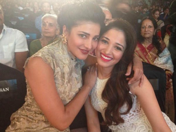 Shruti-Samantha's Bonding Filmfare Awards