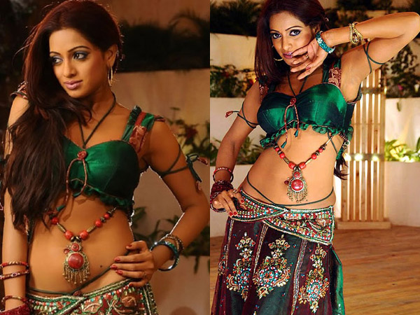 Udaya Bhanu's Item Song