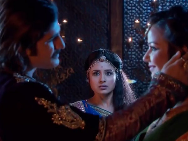 Jodha Akbar: Jalal Lust Over Atifa; Khaiber Escapes 