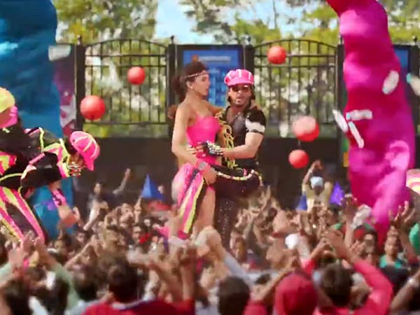 SRK's Funny Dance