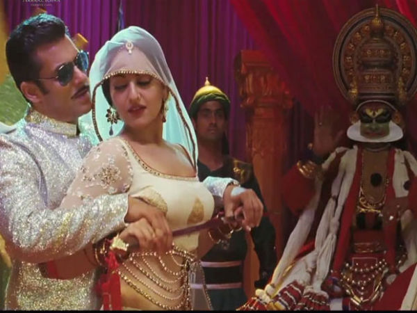 Salman And Sonakshi's Love