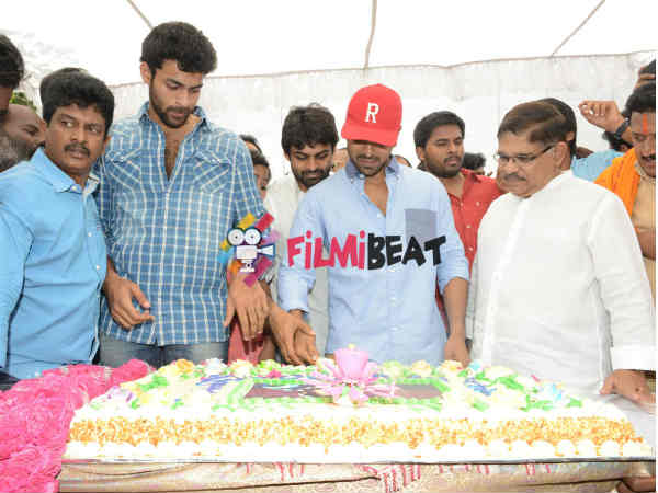 Ram Charan Cuts Cake At Chiranjeevi's Birthday