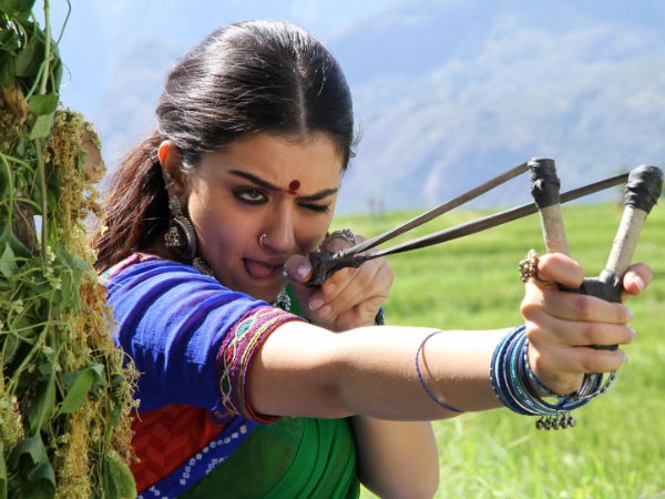 Hansika Motwani Using Catapult