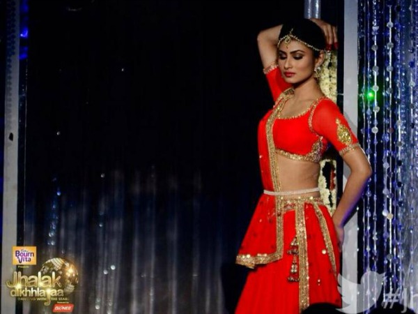 Mouni Roy