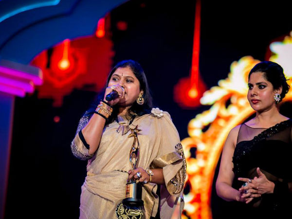 Best Female Playback Singer Award