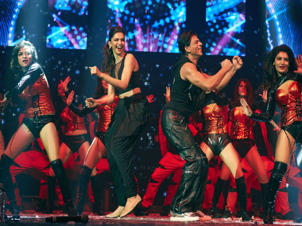 Shahrukh-Deepika Booty Shake