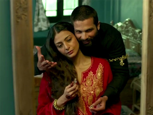 Shahid Kapoor With Tabu
