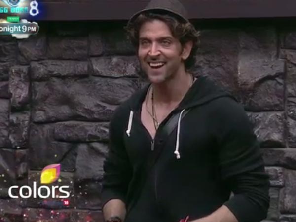 Hrithik Watching Dance
