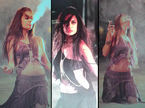 Lisa Haydon In The Shaukeens