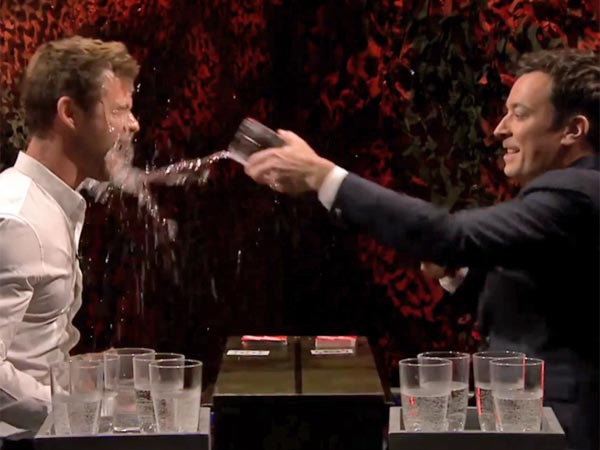 Jimmy Fallon Chris Hemsworth Water War Jimmy Fallon Chris Hemsworth Water War