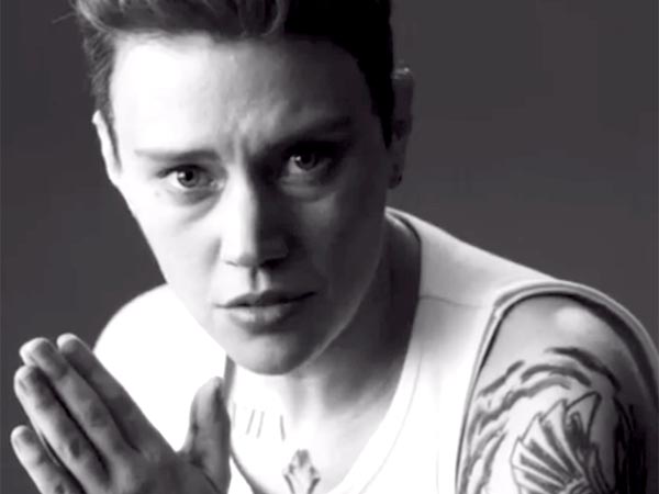Kate McKinnon's Hilarious Parody of Justin Bieber's CK Ad on SNL Kate McKinnon's Hilarious Parody of Justin Bieber's CK Ad on SNL