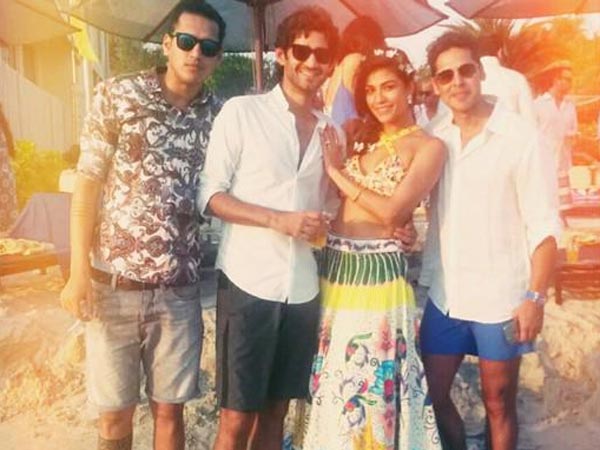Archana Tweets