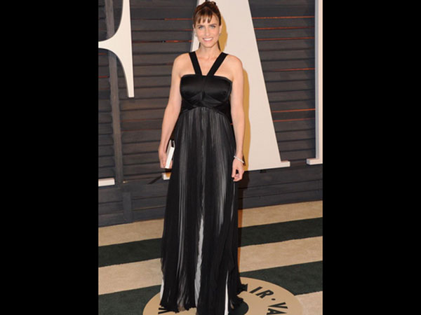 Amanda Peet