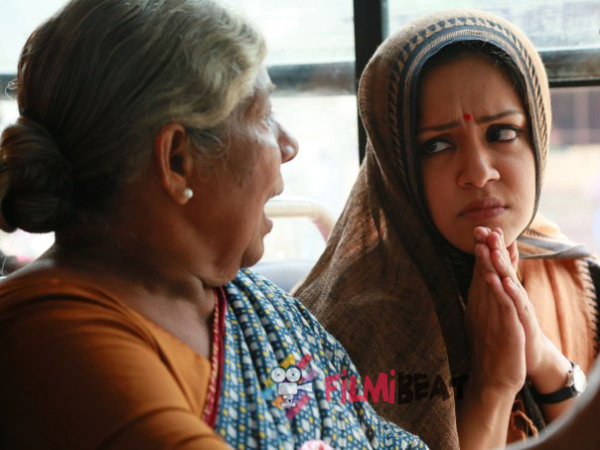 The Humour Side Of The Actress