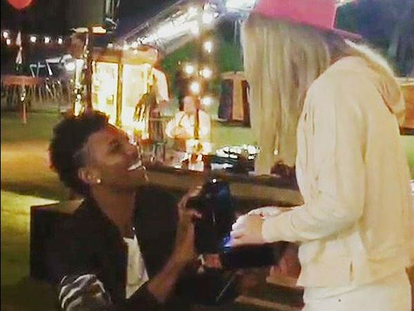 Iggy Azalea Is Engaged To Nick Young, See Her Sparkling Diamond Ring Iggy Azalea Is Engaged To Nick Young, See Her Sparkling Diamond Ring